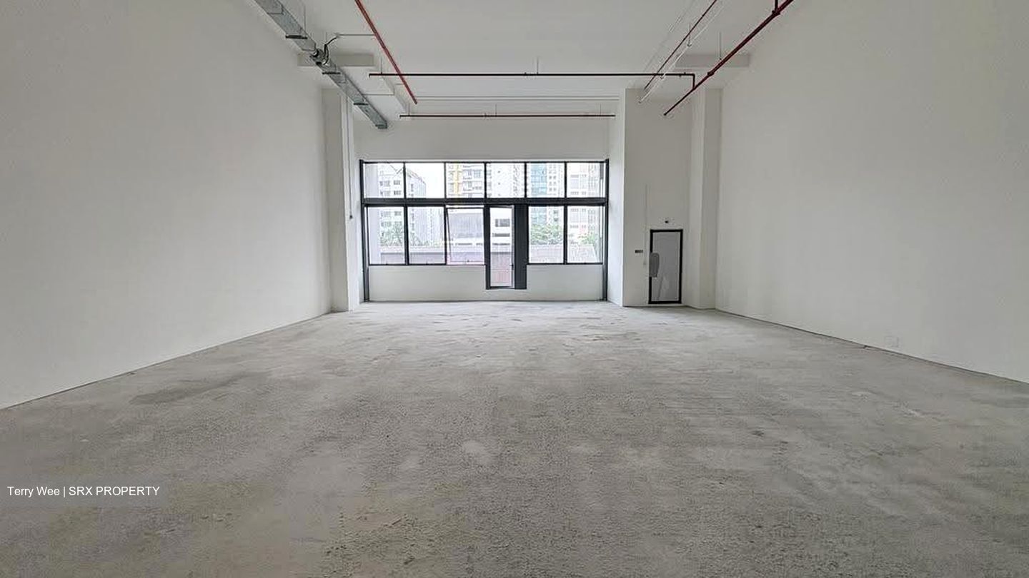 Space 18 (D12), Factory #634521071